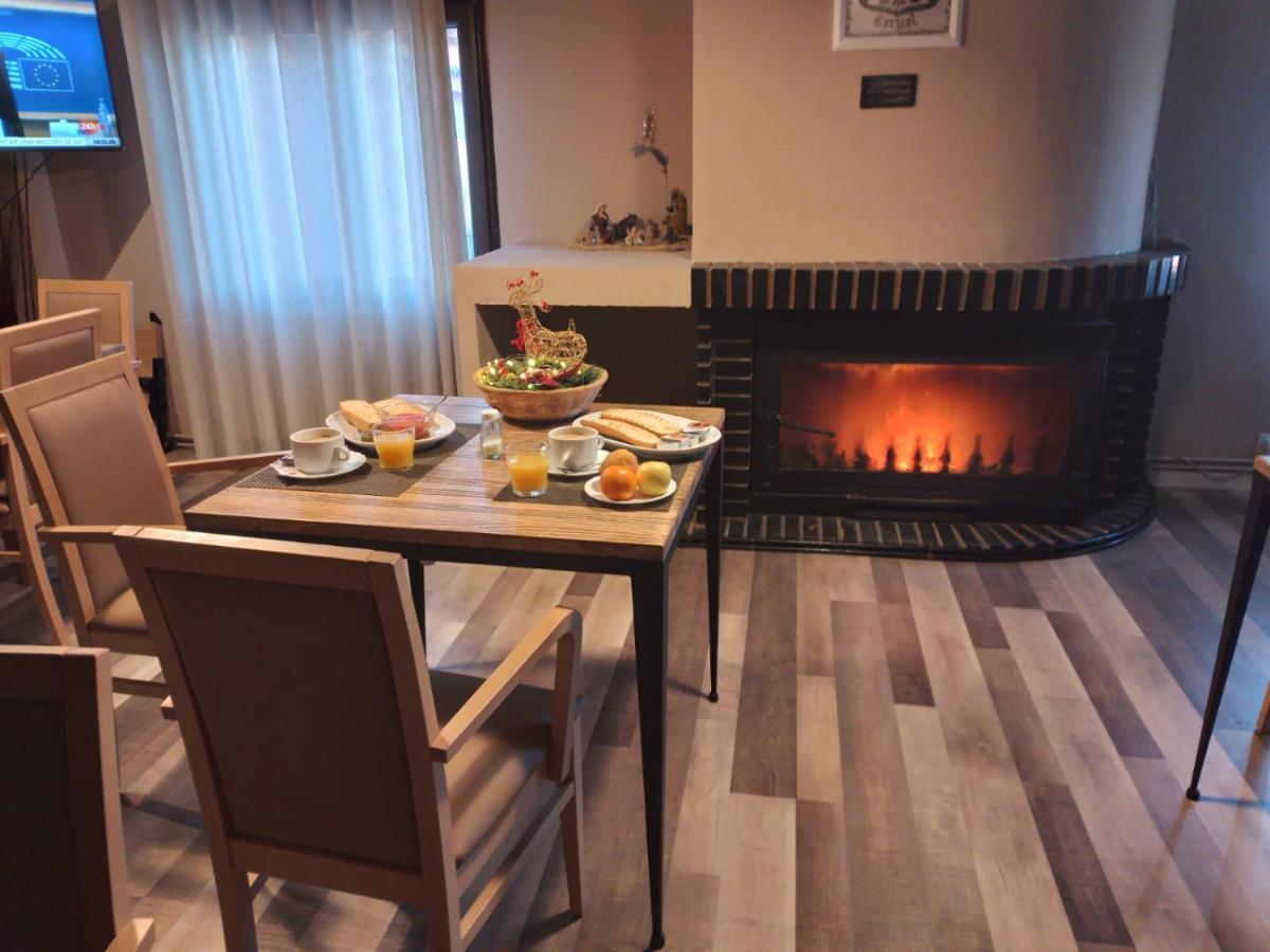 La Casita De El Cuervo Bed and Breakfast Εξωτερικό φωτογραφία